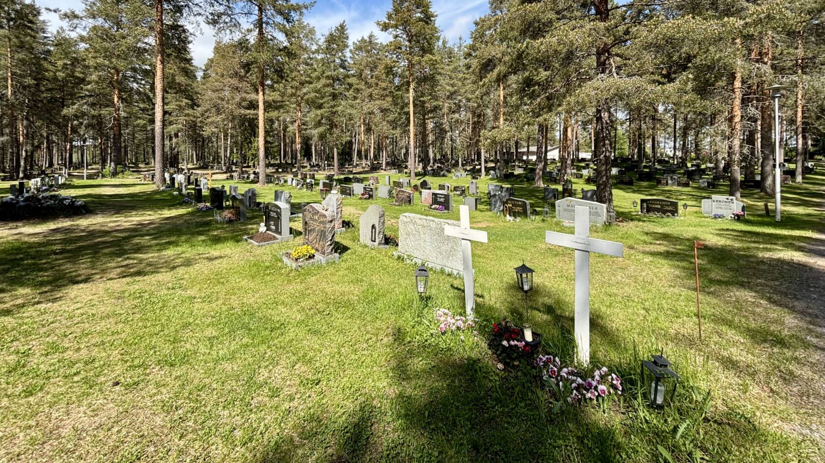 Rantakylän hautausmaa.